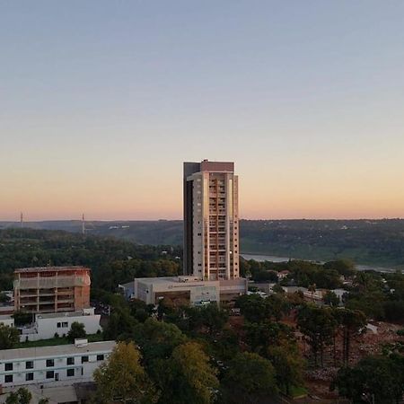 Lindissimo Apt No Ultimo Andar No Centro De Foz Com Vista Incrivel Lejlighed Foz do Iguaçu Eksteriør billede